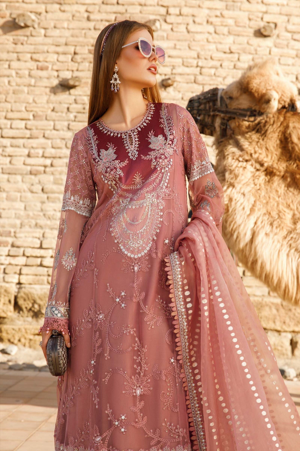 Maria.B Luxe Lawn - D-2305-B- Luxury Eid Lawn 2023 - Spring Summer 2023 - Shahana Collection UK