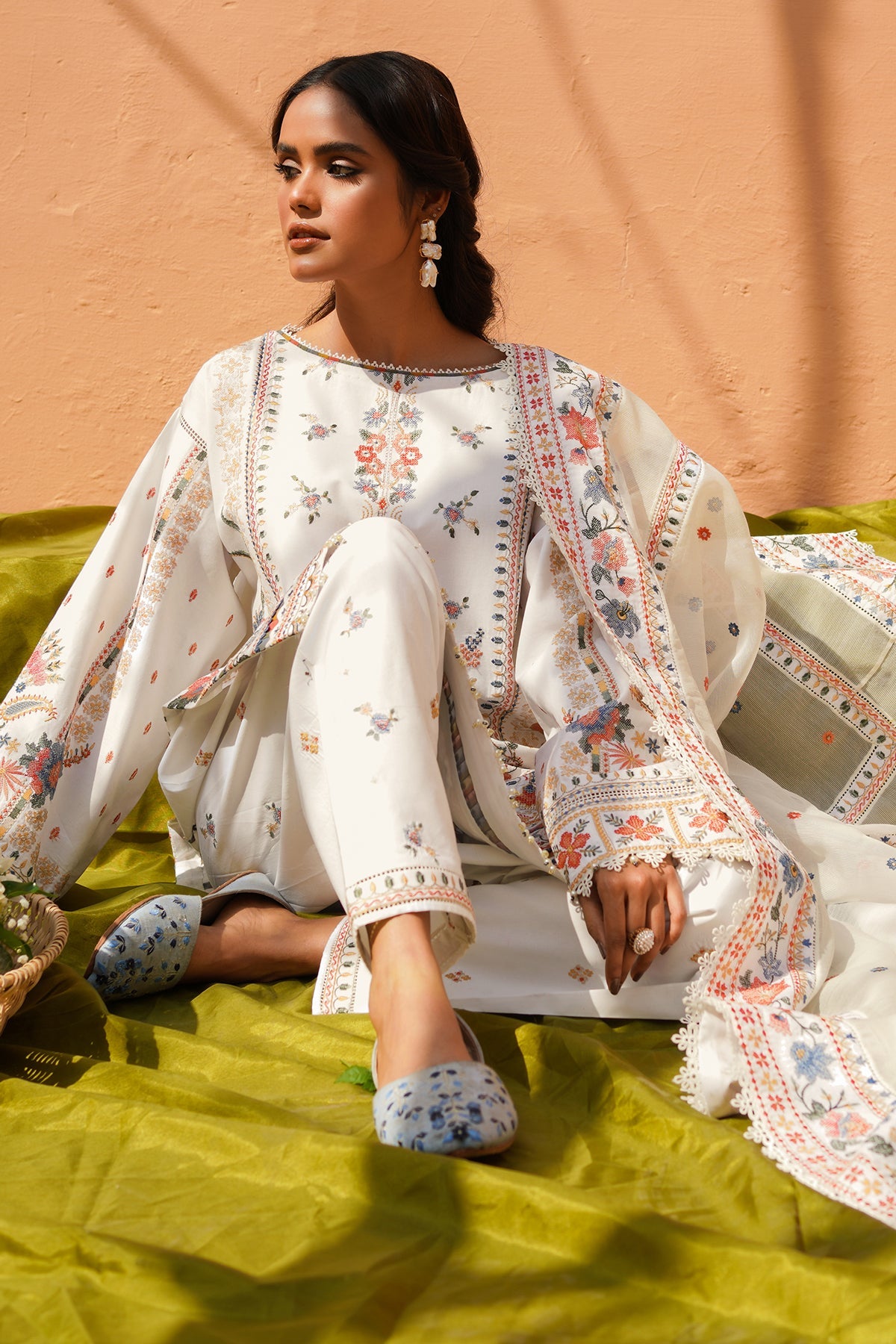 SL10-D07 - Swiss Lawn 2023- Baroque - Shahana Collection UK - Baroque in UK - Eid 2023 - Spring Summer 2023