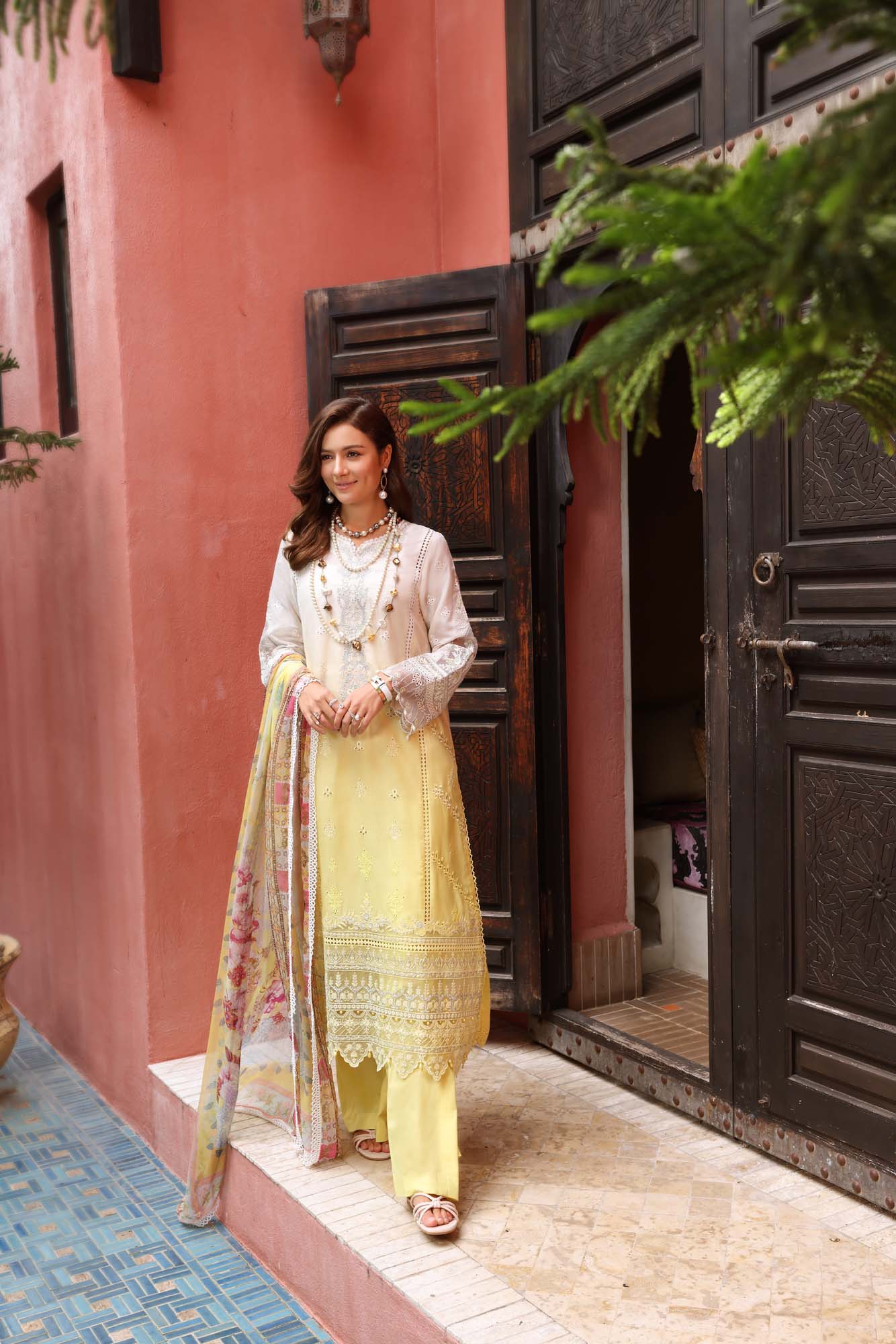 7A - Noor Luxury Chikankari Lawn'23 - Saadia Asad