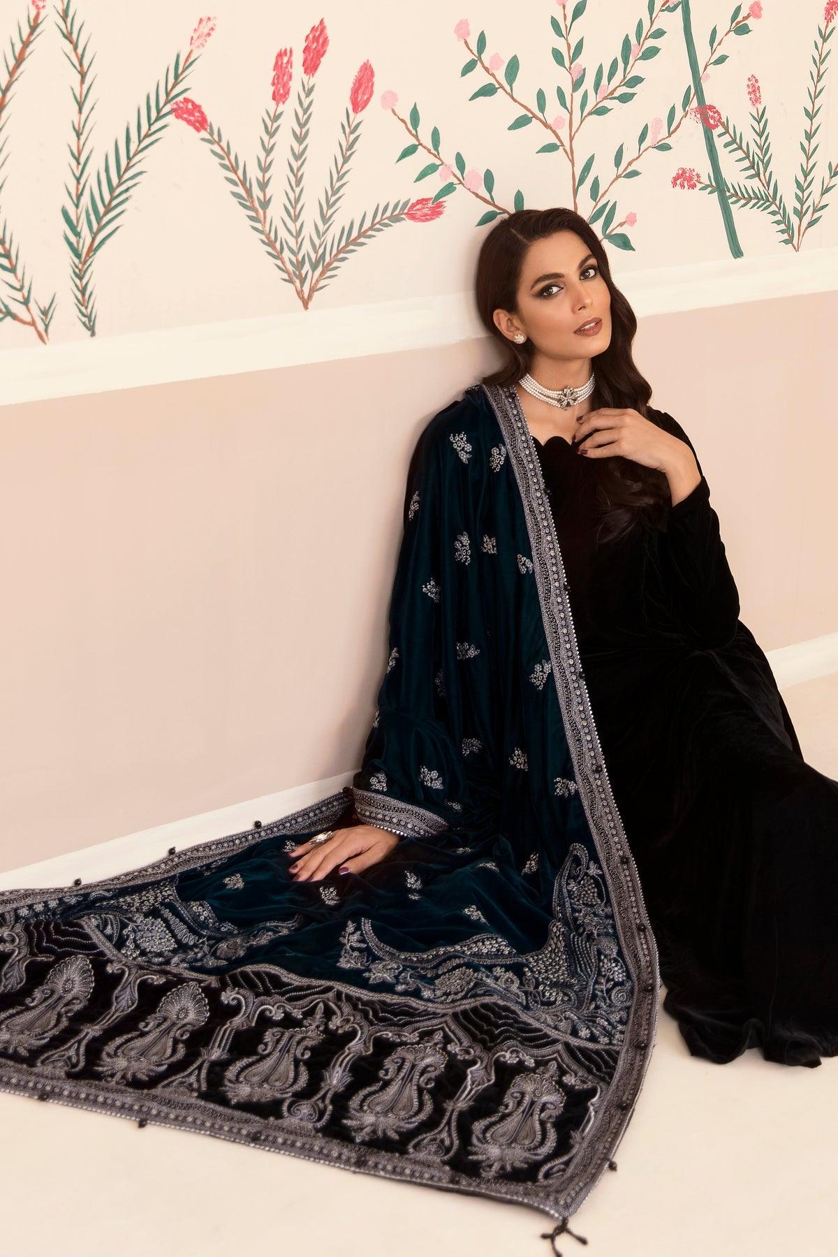 Diyar - Jazmin Velvet Shawls 2022 - Diyar - Jazmin Velvet Shawls 2022 - Shahana Collection